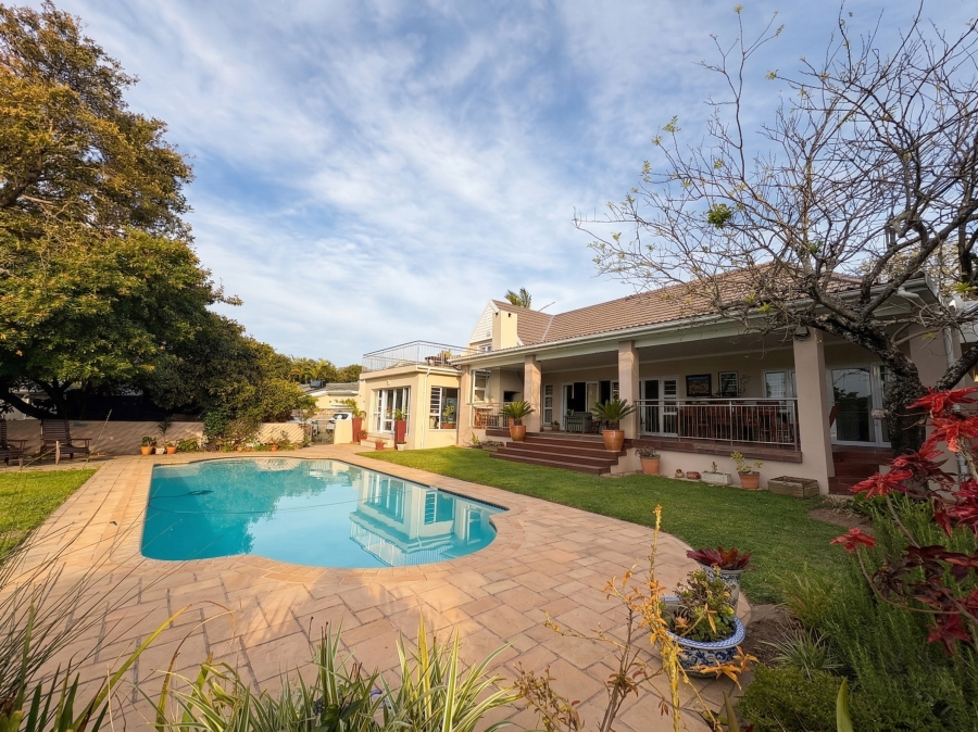 4 Bedroom Property for Sale in Nahoon Beach Eastern Cape